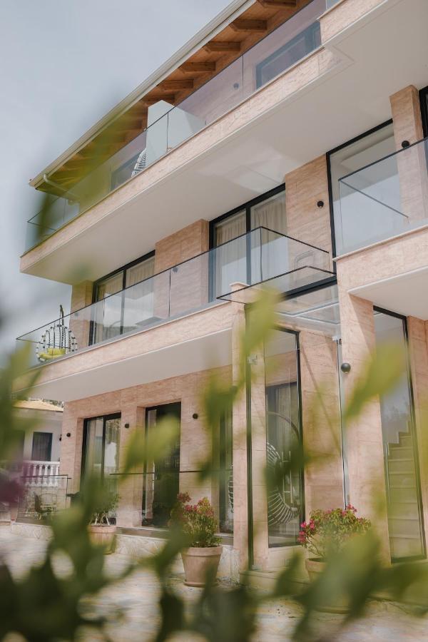Vila Natali Himarë Exteriér fotografie
